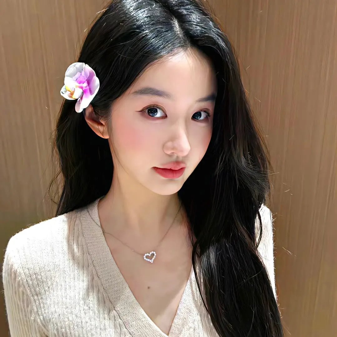 小薇小芙看见一头熊